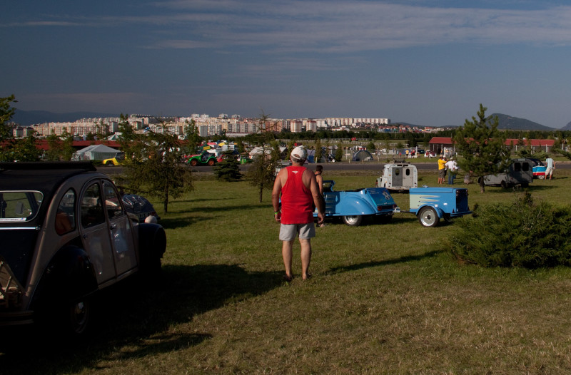 Welttreffen 2009 in Most, Ausblick auf Camping und die dahinterliegende Trabantenstadt